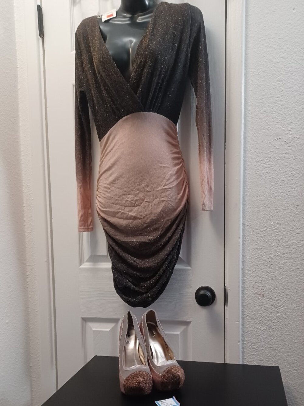 Outfit - Dress/Shoes Elegant Ombré Wrap Front Bodycon Dress - Pink/Bronze